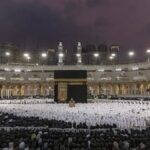Which Cheap Umrah Packages Include Flights and Hotel Deals