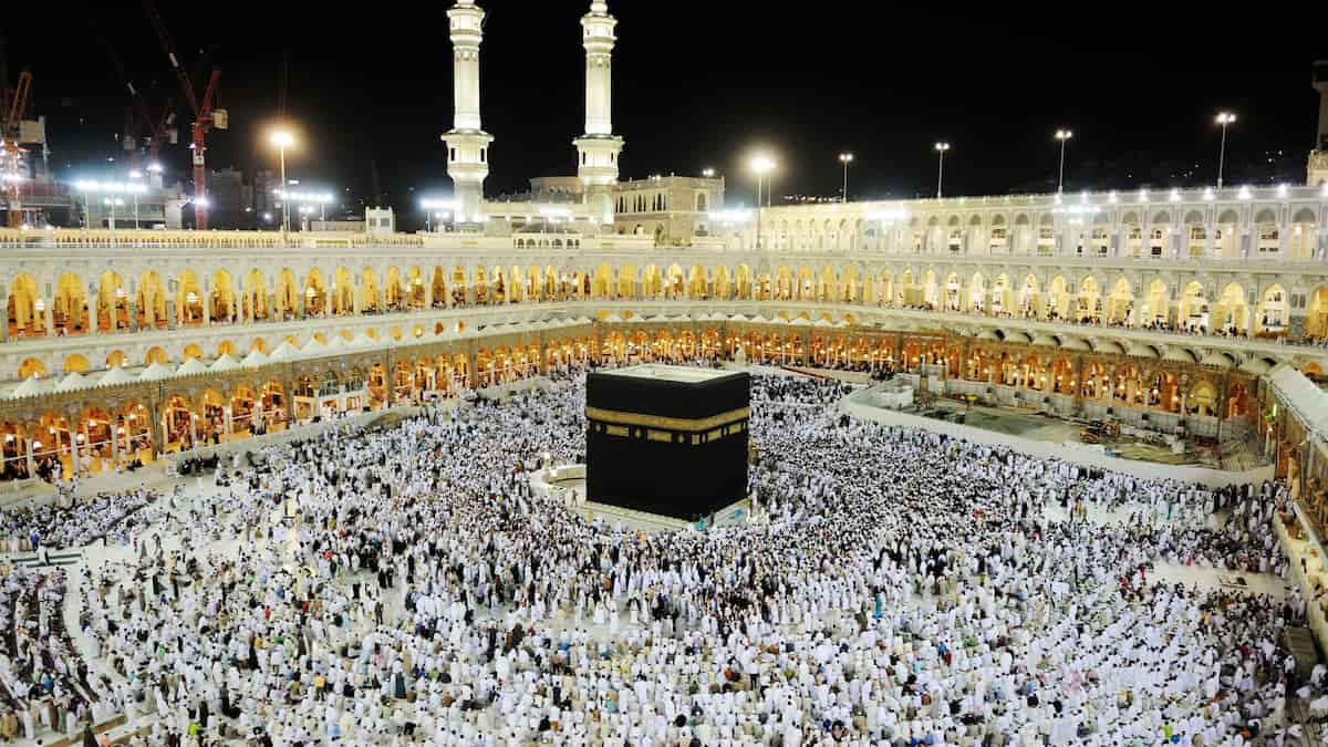 12 Nights 3 Star Economy December Umrah Package